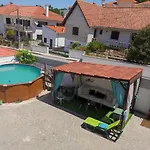 Lemos Family House