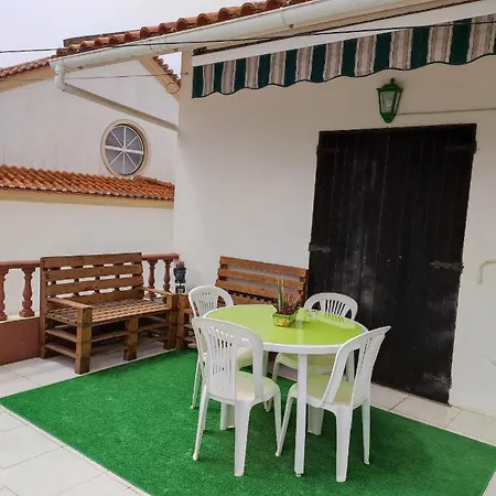 Lemos Family House * Ναζαρέ