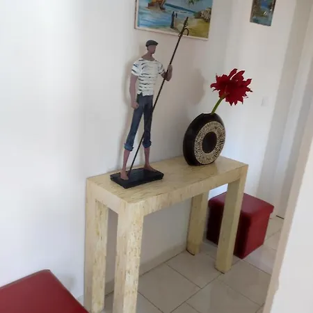 Lemos Family House Ναζαρέ