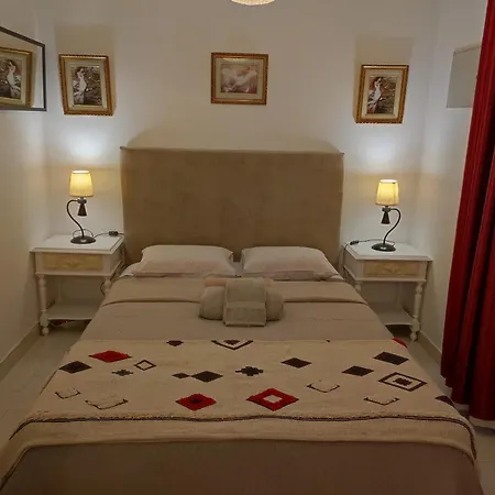 Lemos Family House Ναζαρέ