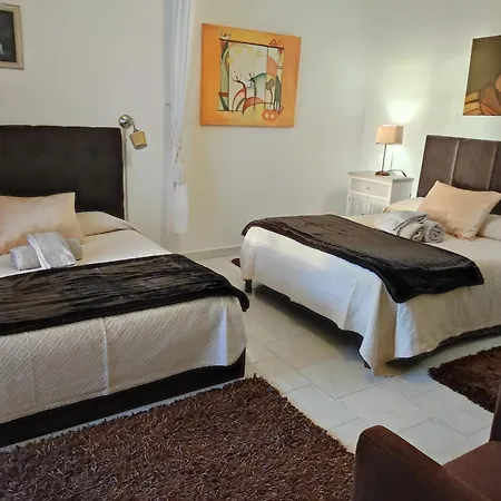 펜션 Lemos Family House 나자레