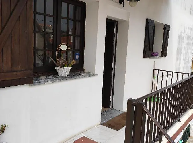 Ferienhaus Lemos Family House *